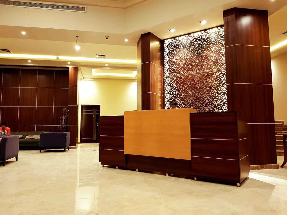 אל הופוף Lily Hotel Suite Mubarraz מראה חיצוני תמונה