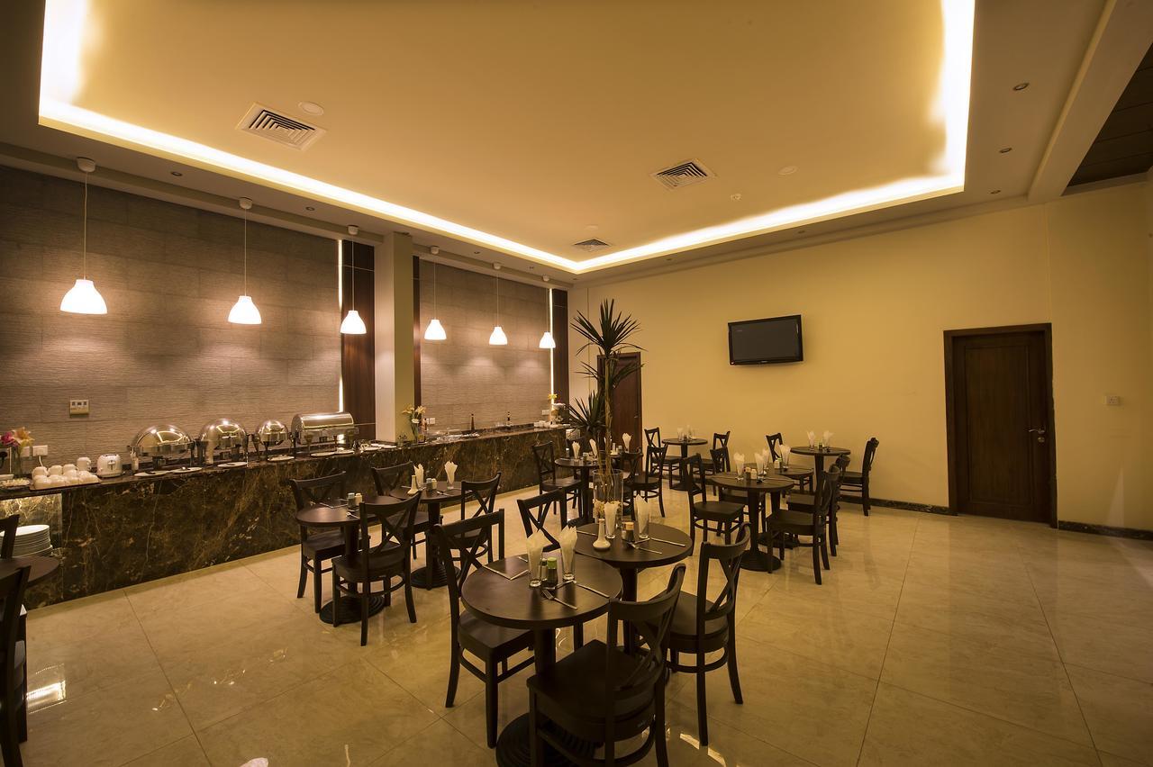אל הופוף Lily Hotel Suite Mubarraz מראה חיצוני תמונה
