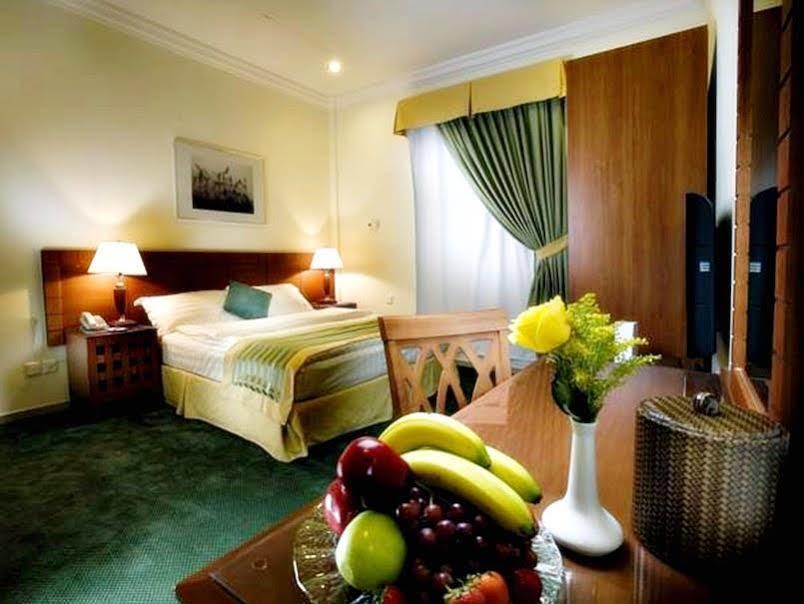 אל הופוף Lily Hotel Suite Mubarraz מראה חיצוני תמונה