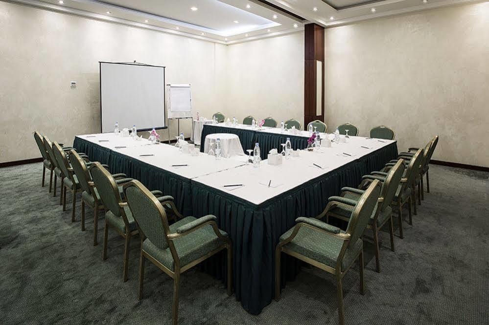אל הופוף Lily Hotel Suite Mubarraz מראה חיצוני תמונה
